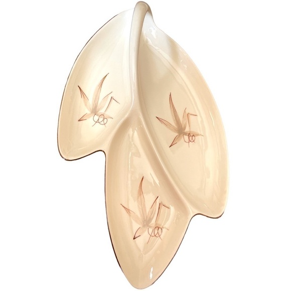 Winfield China, 3 section serving dish with handle, dragon flower design, 1940,s - Picture 3 of 4